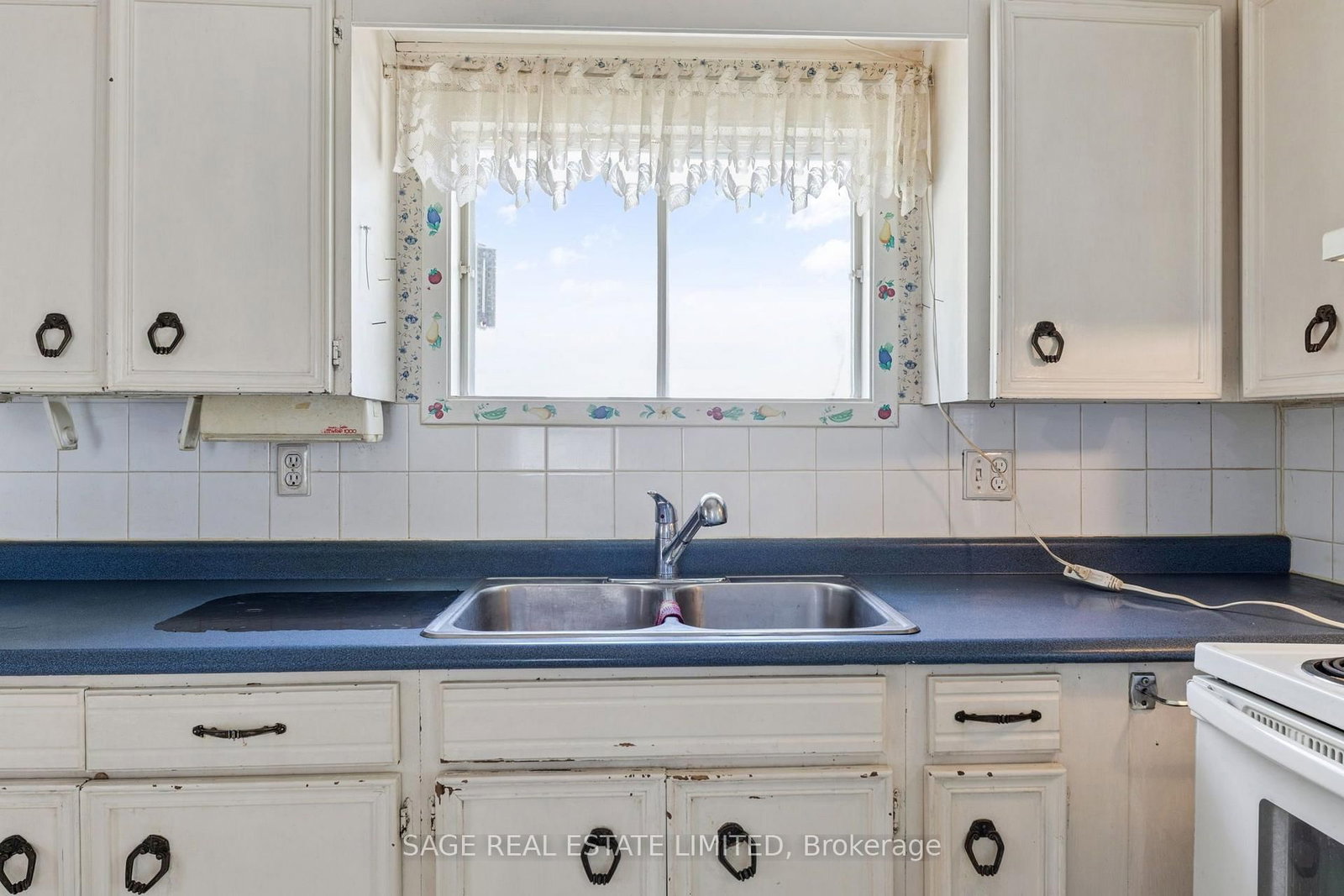 369 Queen Street • Midland, ON photo 17