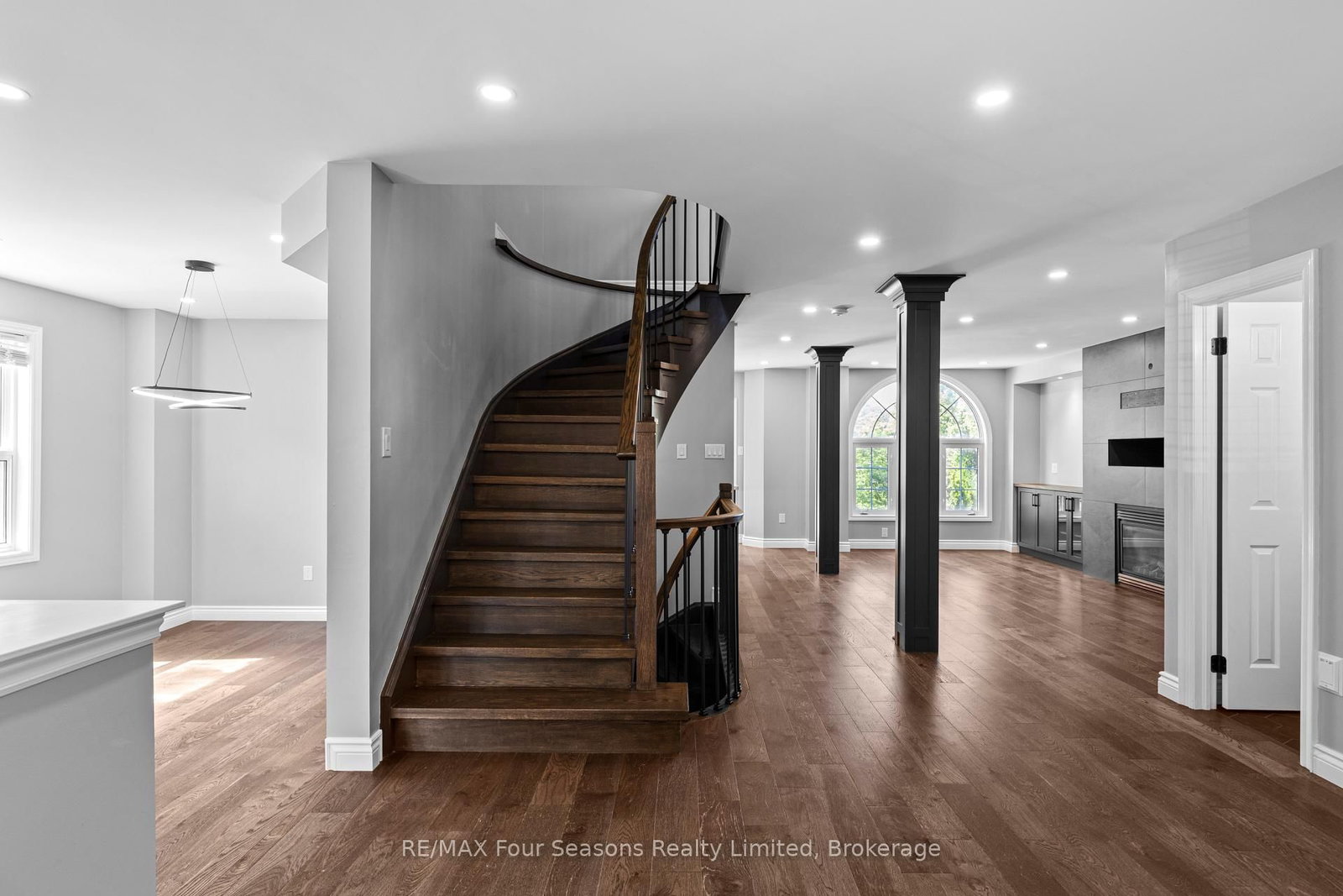 144 Country Lane • Barrie, ON photo 11