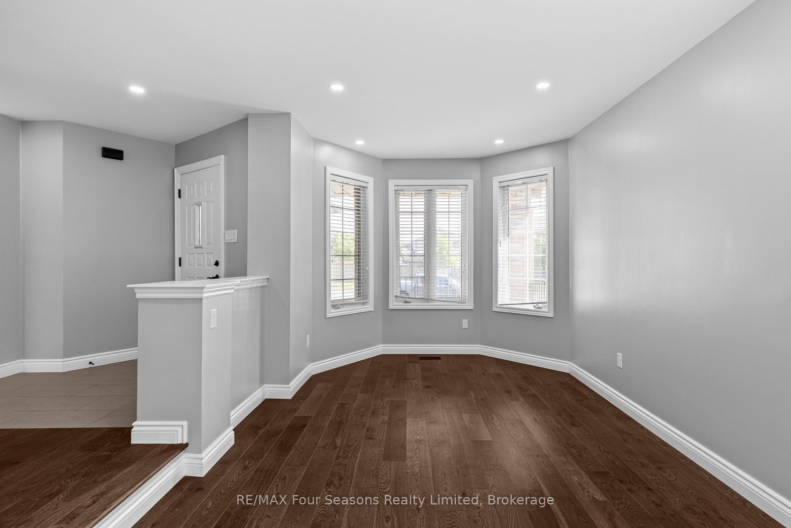 144 Country Lane • Barrie, ON photo 13