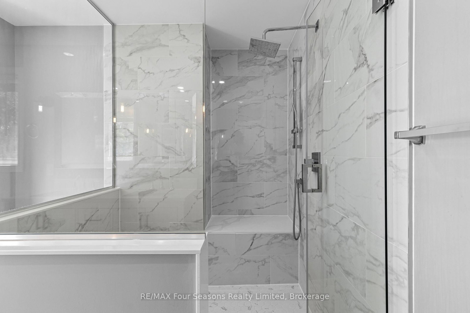 144 Country Lane • Barrie, ON photo 22