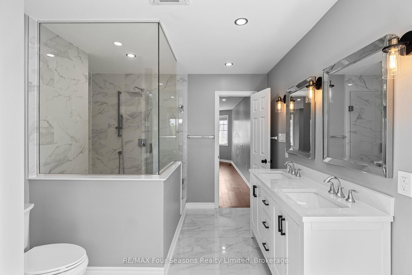 144 Country Lane • Barrie, ON photo 23