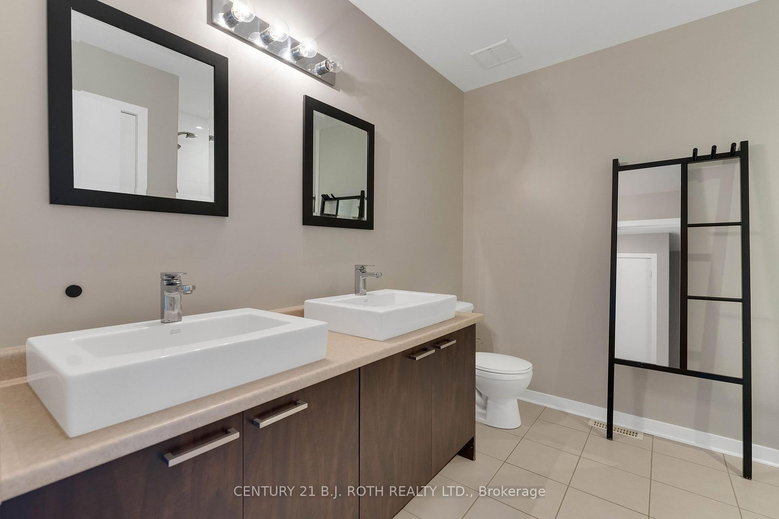91 Coughlin Road • #13 • Barrie, ON photo 18