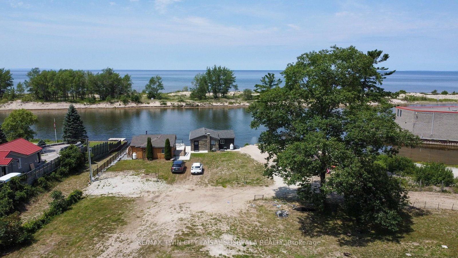 Listing Image 7