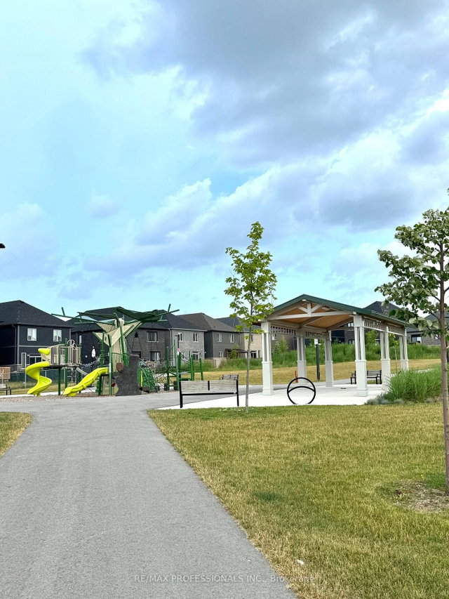 14 Barnyard Trail