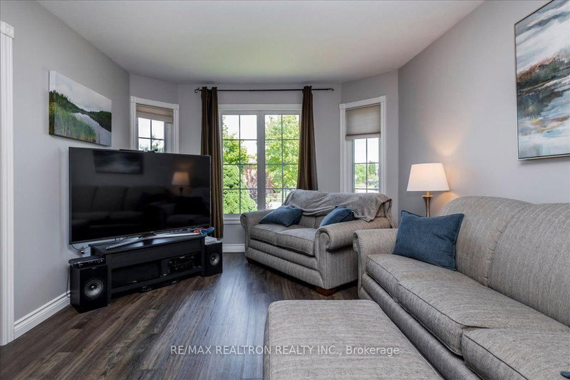 34 O'Shaughnessy Crescent