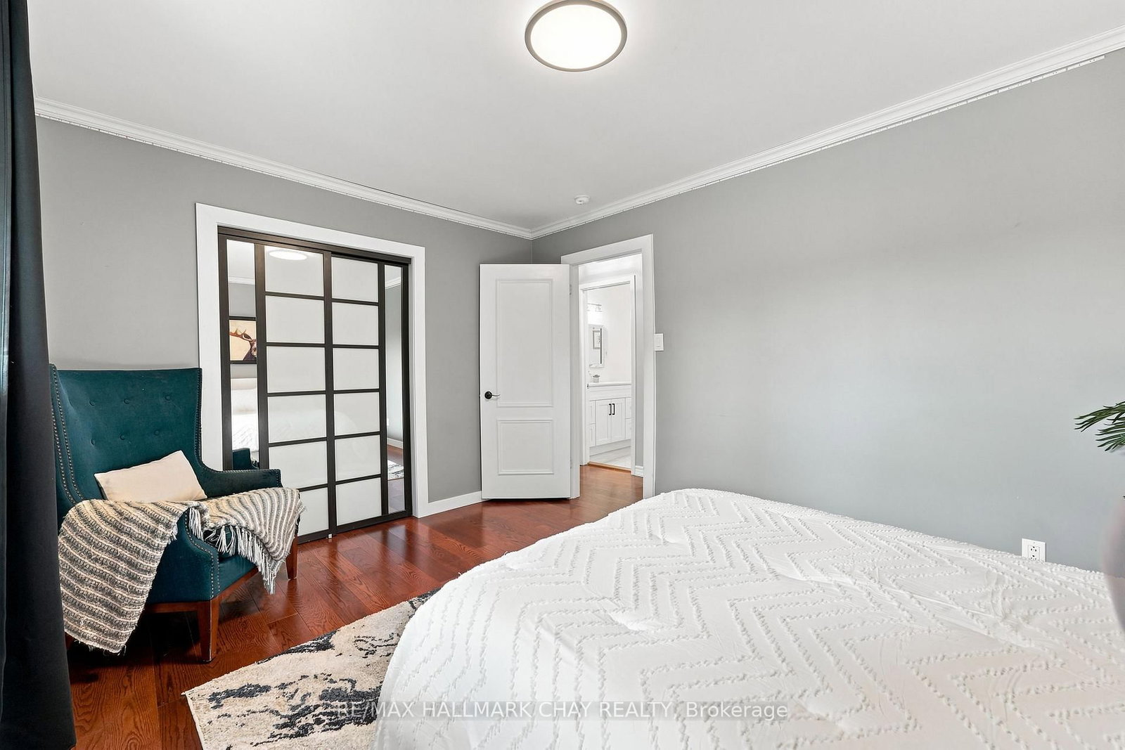1180 St Vincent Street • Springwater, ON photo 15