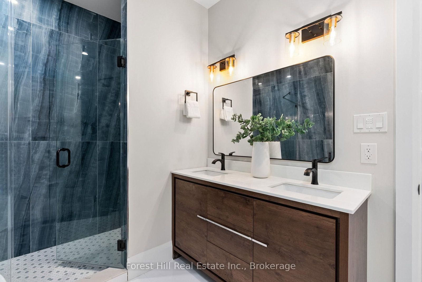 846 Sixth Street • Clearview, ON photo 25
