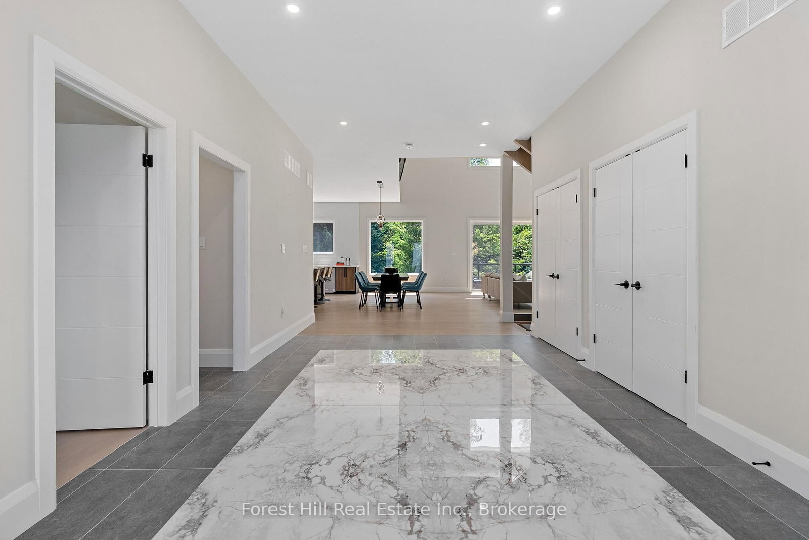 846 Sixth Street • Clearview, ON photo 4