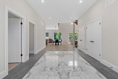 846 Sixth Street • Clearview, ON photo 4