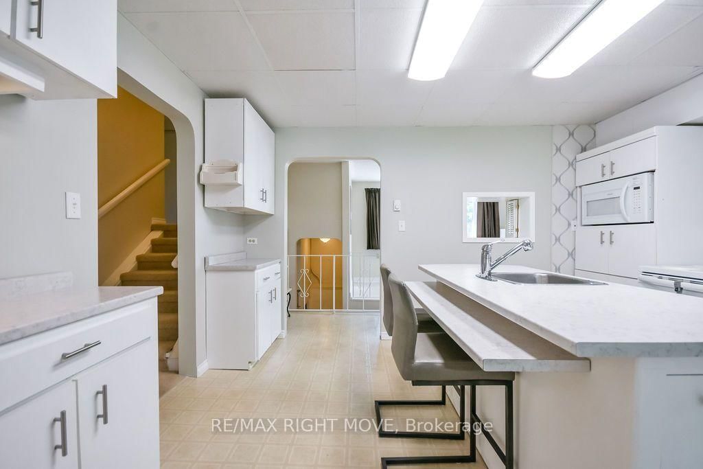 94 Fittons Road E • Orillia, ON photo 15