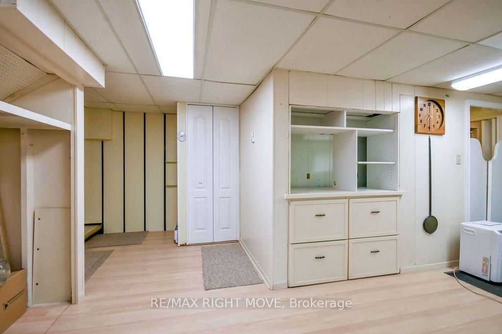 94 Fittons Road E • Orillia, ON photo 31