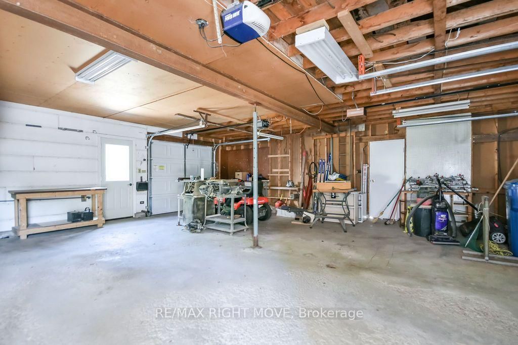 94 Fittons Road E • Orillia, ON photo 39