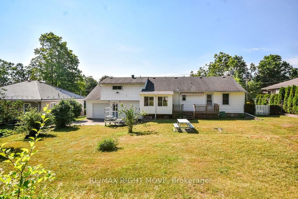 94 Fittons Road E • Orillia, ON photo 44