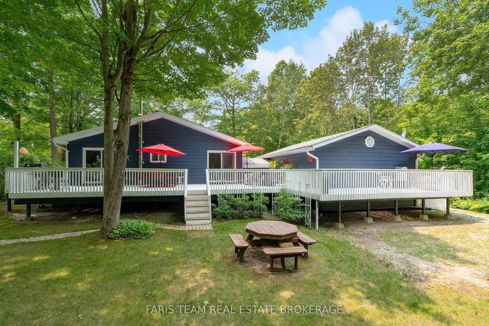 33 Oneida Crescent • Tiny, ON photo 36