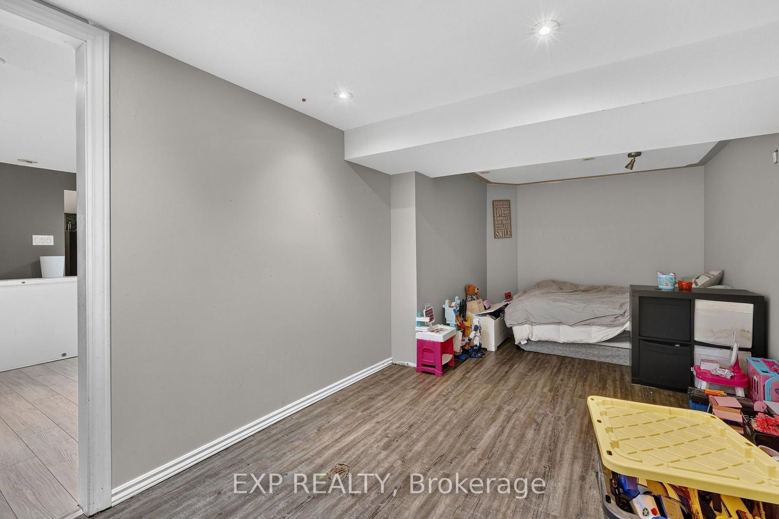 239 Scott Street • Midland, ON photo 22