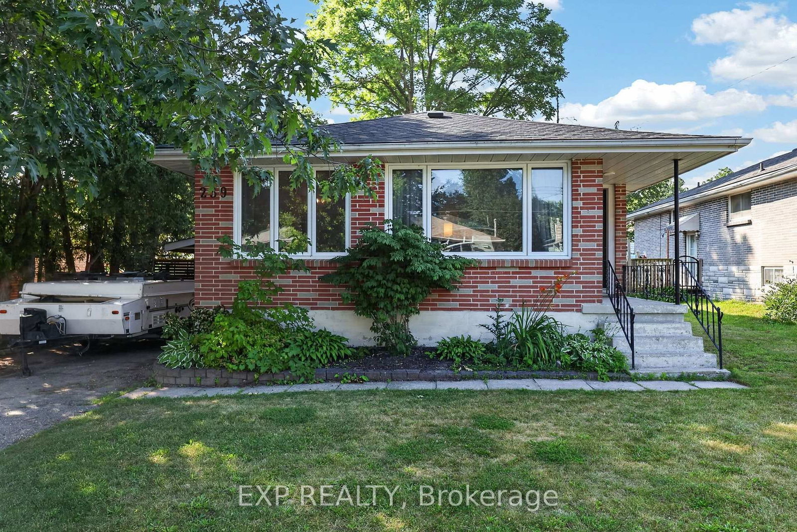 239 Scott Street • Midland, ON photo 3