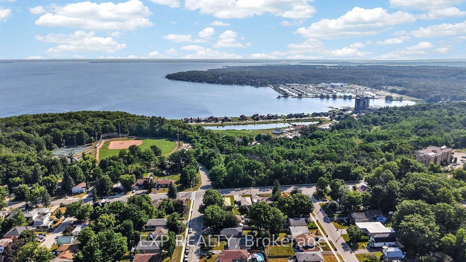239 Scott Street • Midland, ON photo 31
