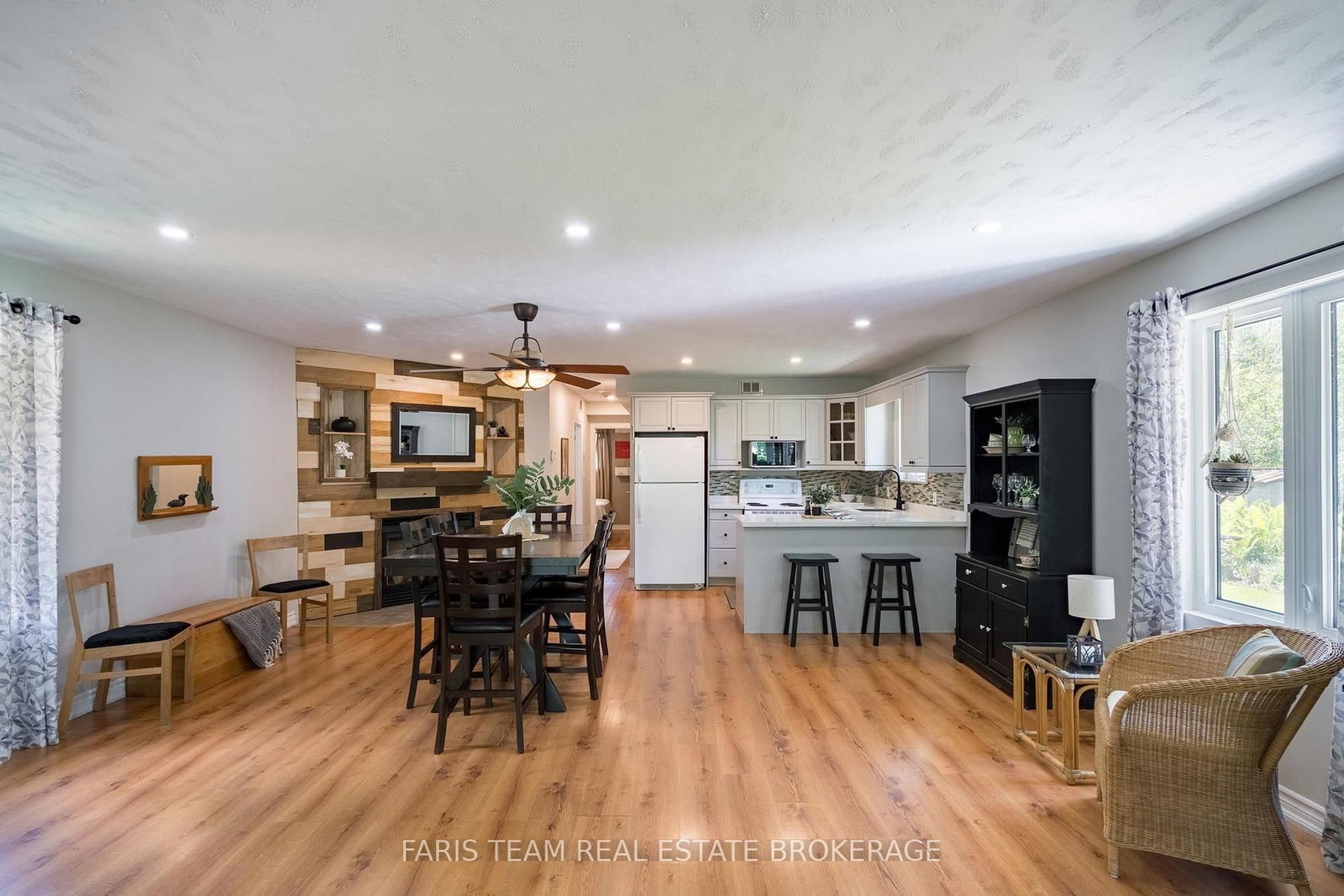 4654 Iron Bridge Lane • Severn, ON photo 11