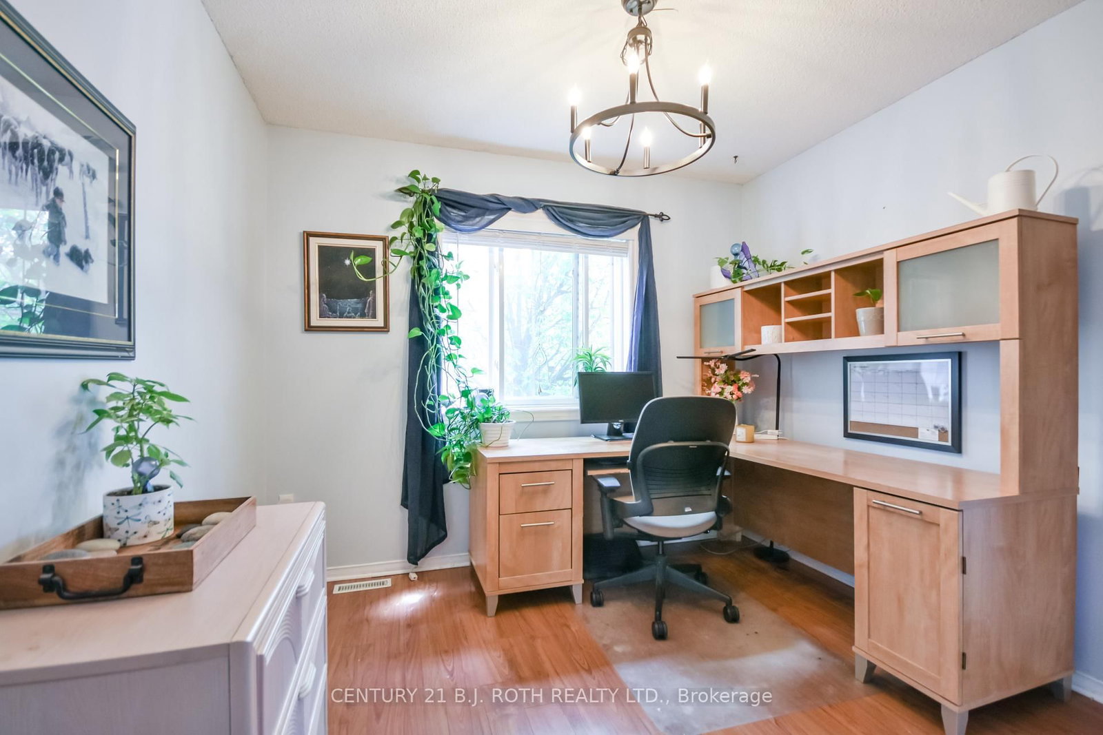 42 Farmstead Crescent • Barrie, ON photo 12