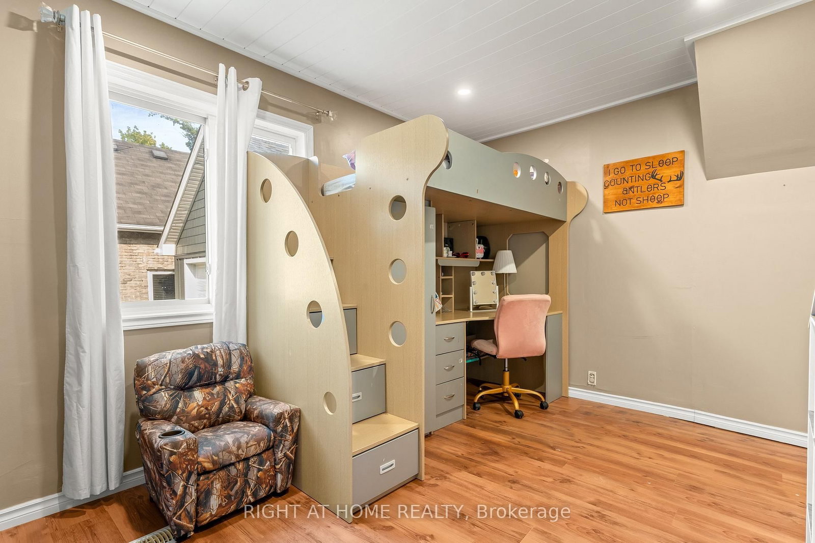5317 County 9 Road • Clearview, ON photo 13