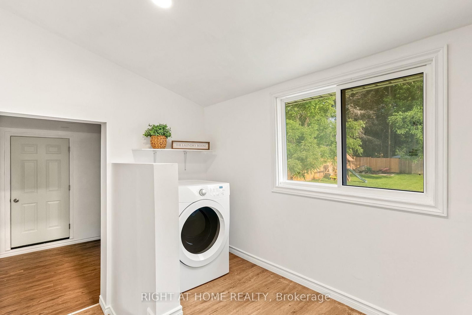 5317 County 9 Road • Clearview, ON photo 15