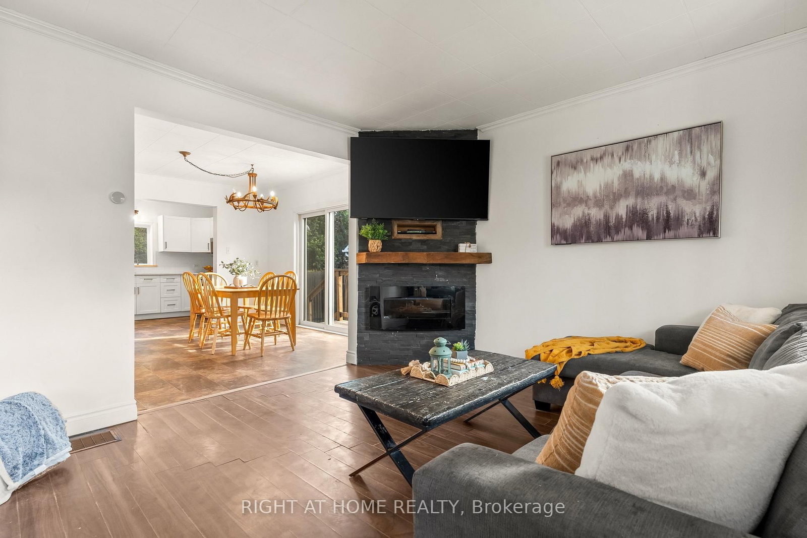 5317 County 9 Road • Clearview, ON photo 5