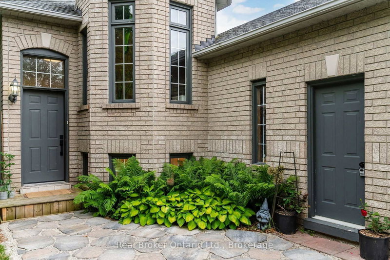 210 Dyer Drive