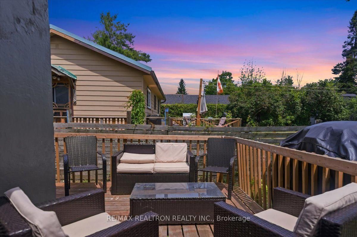 25 Simcoe Street • Orillia, ON photo 39