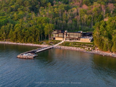 240 Silver Birch Drive • Tiny, ON photo 2