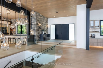 240 Silver Birch Drive • Tiny, ON photo 7