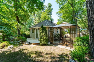 224 Tiny Beaches Road S Road