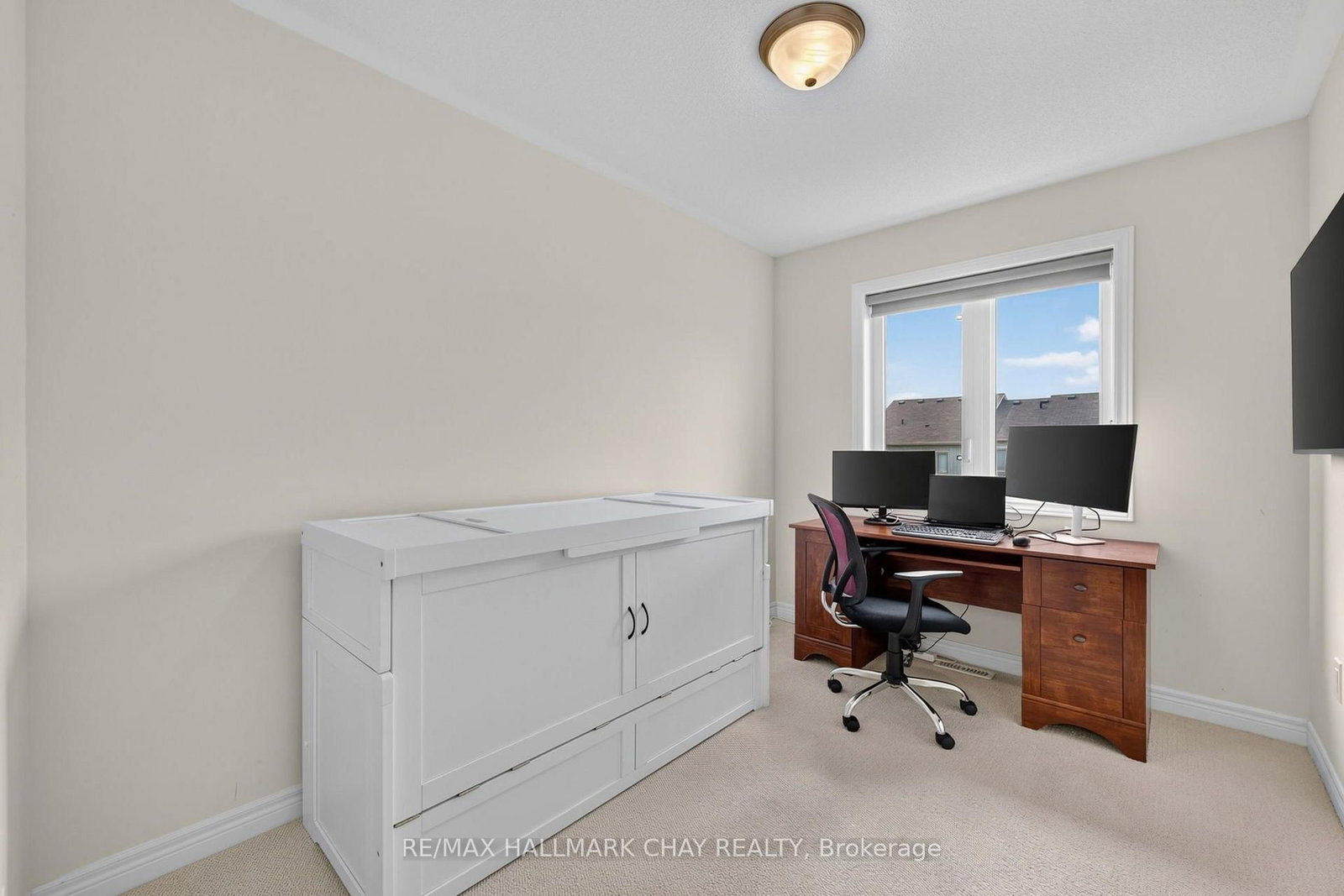 21 Pearcey Crescent • Barrie, ON photo 13