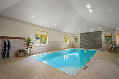 250 Gordon Drive • Penetanguishene, ON photo 7