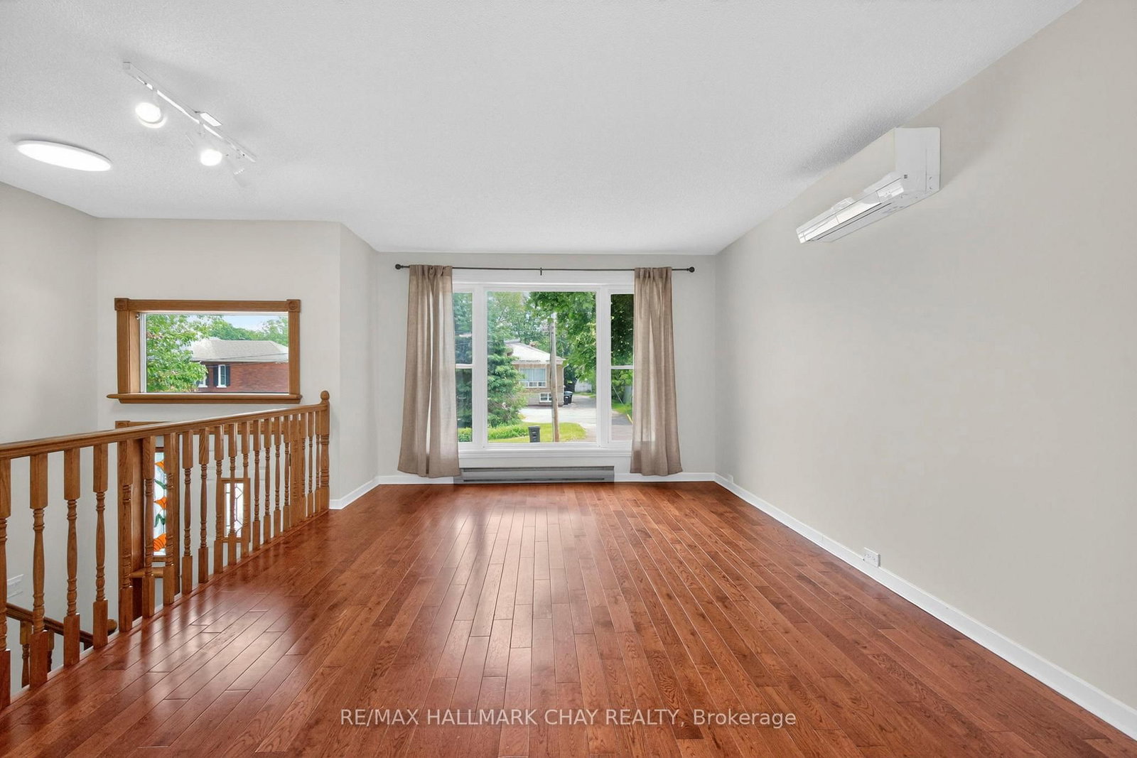 716 Dominion Avenue • Midland, ON photo 4