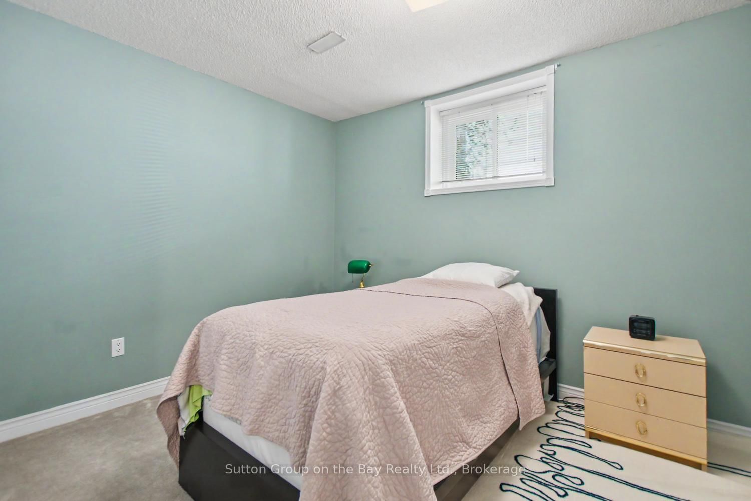 6 Donald Crescent • Wasaga Beach, ON photo 14