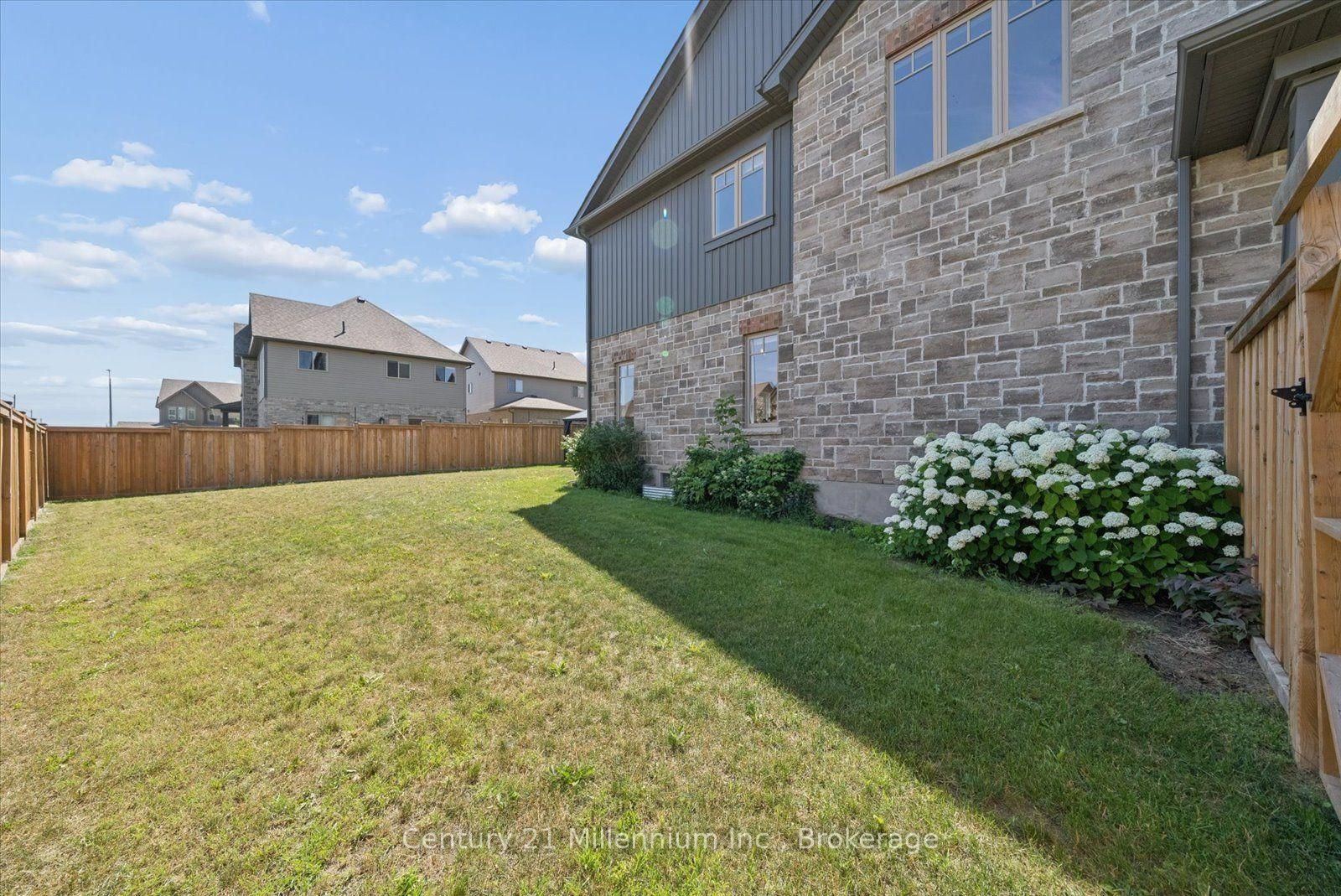 1 Spencer Street • Collingwood, ON photo 45