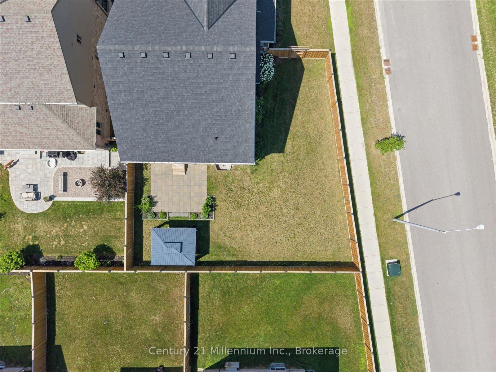 1 Spencer Street • Collingwood, ON photo 46