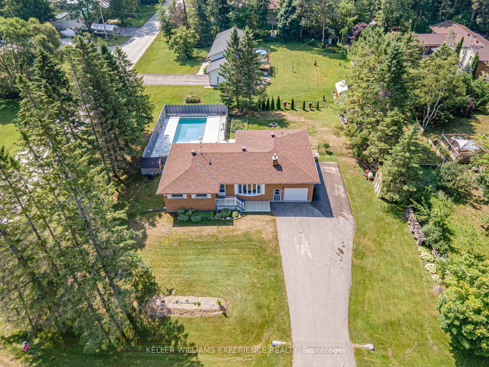 25 LAMERS Crescent • Clearview, ON photo 1