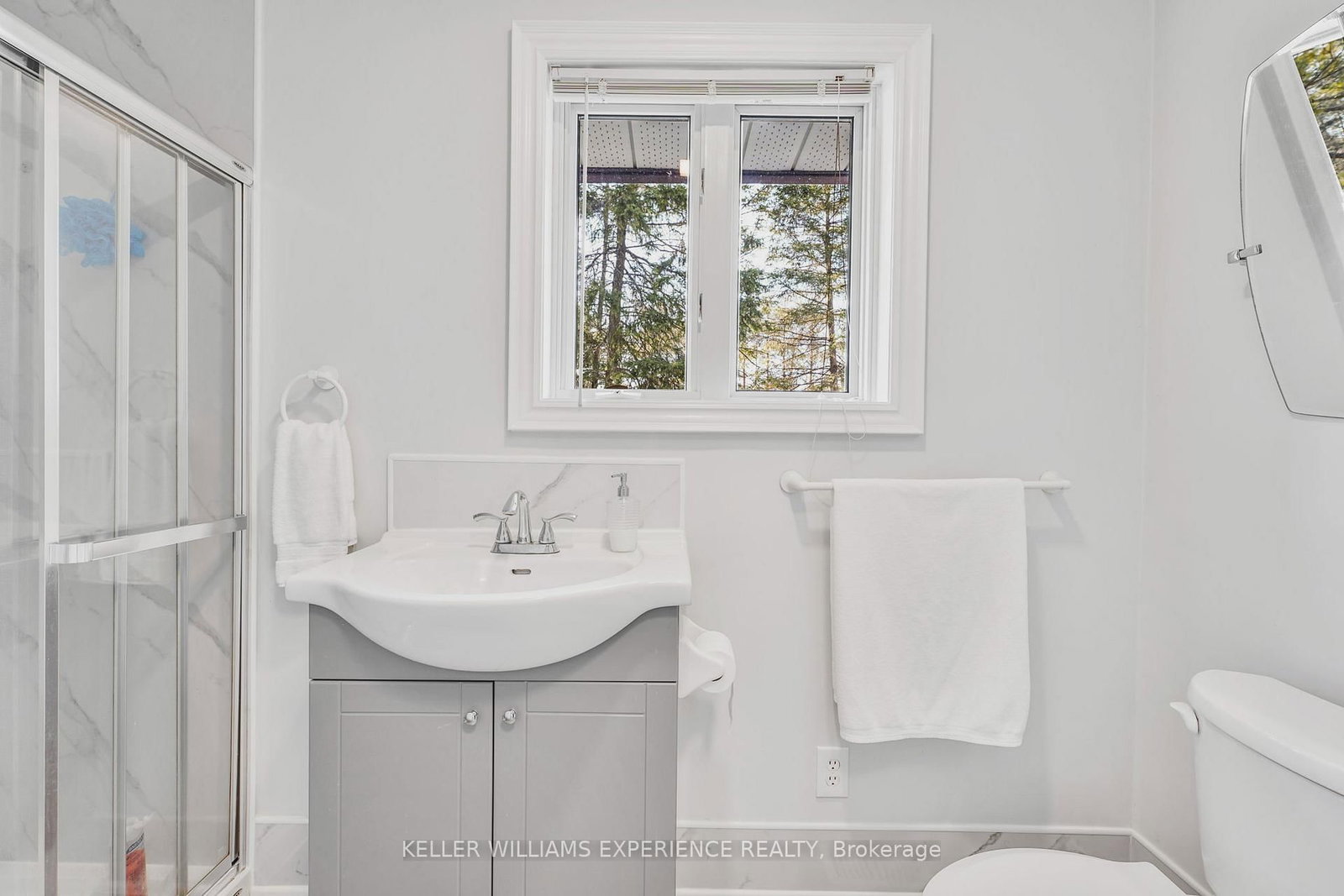 25 LAMERS Crescent • Clearview, ON photo 21