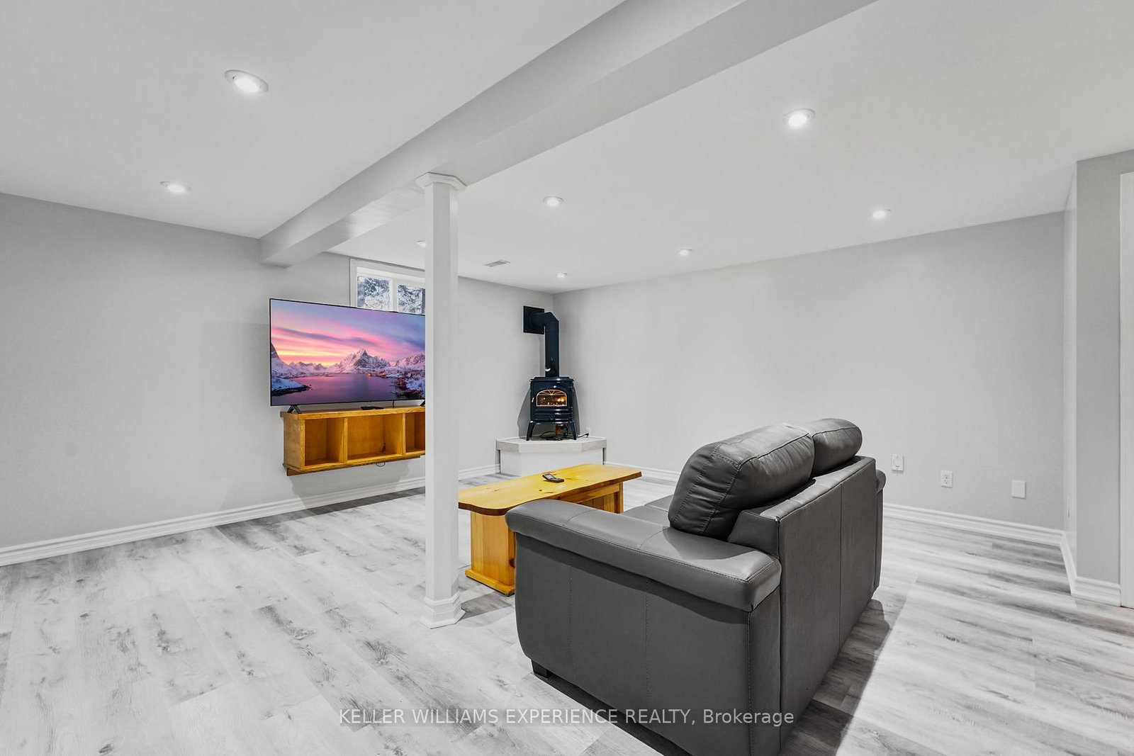 25 LAMERS Crescent • Clearview, ON photo 27