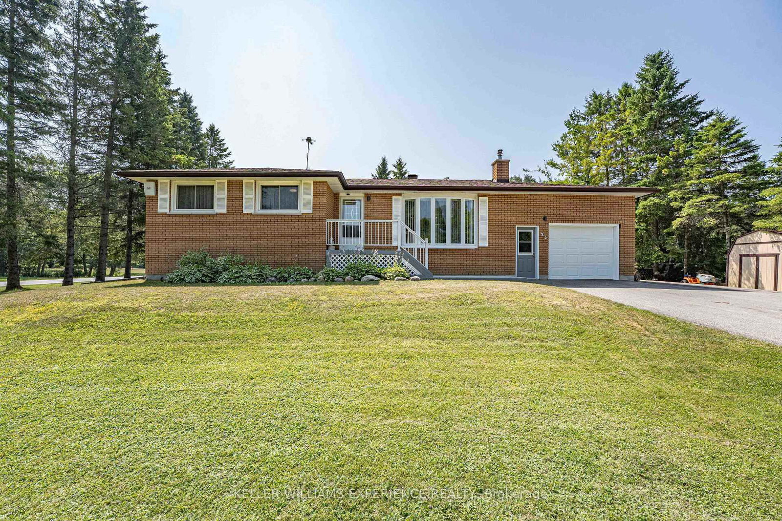 25 LAMERS Crescent • Clearview, ON photo 3