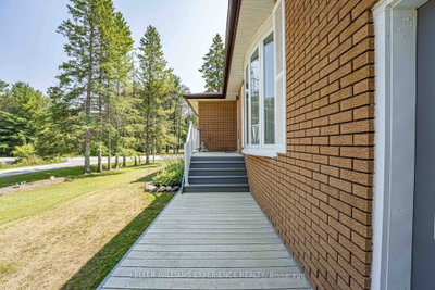 25 LAMERS Crescent • Clearview, ON photo 5