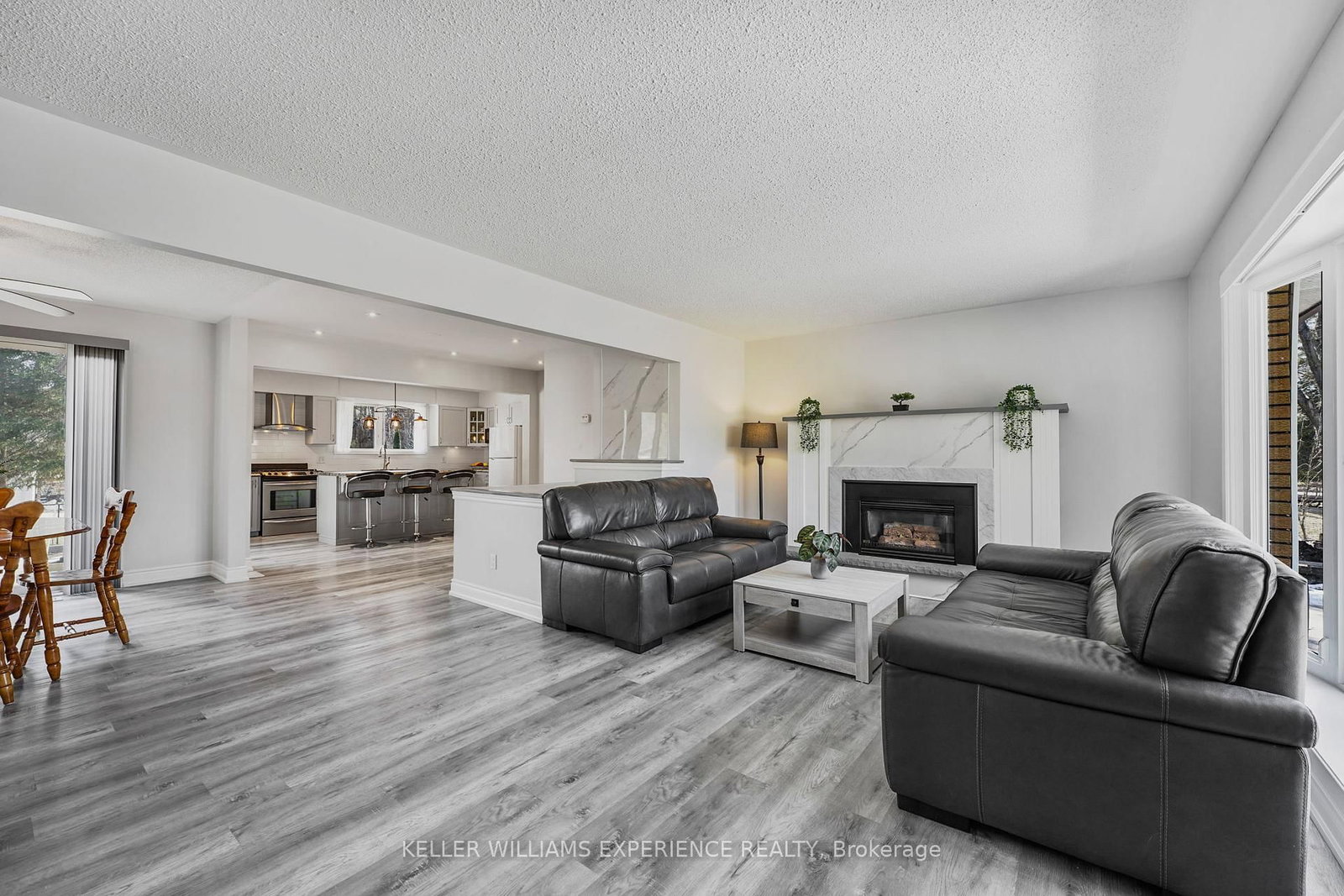 25 LAMERS Crescent • Clearview, ON photo 8