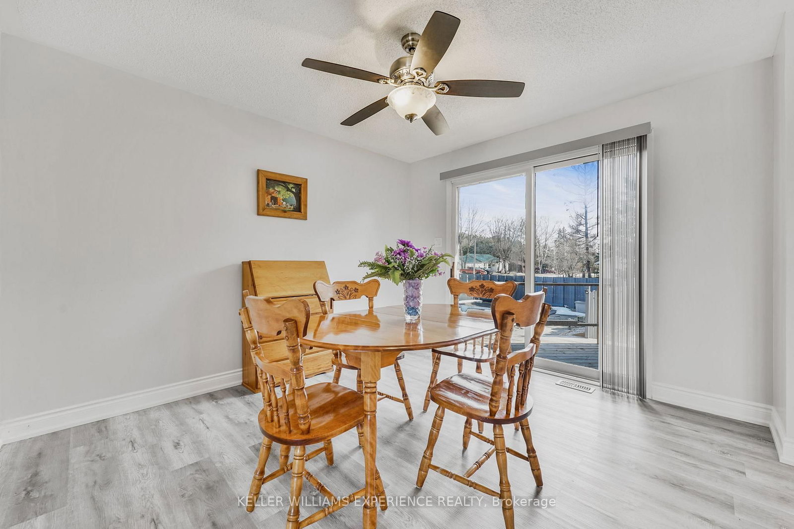25 LAMERS Crescent • Clearview, ON photo 9
