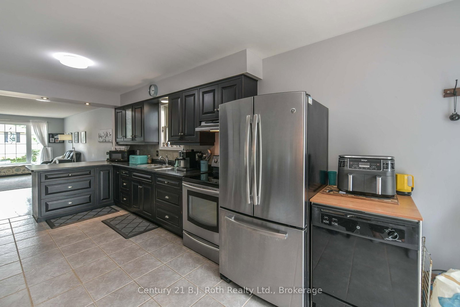 44 Courtney Crescent W • Orillia, ON photo 16