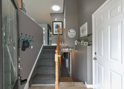 44 Courtney Crescent W • Orillia, ON photo 8