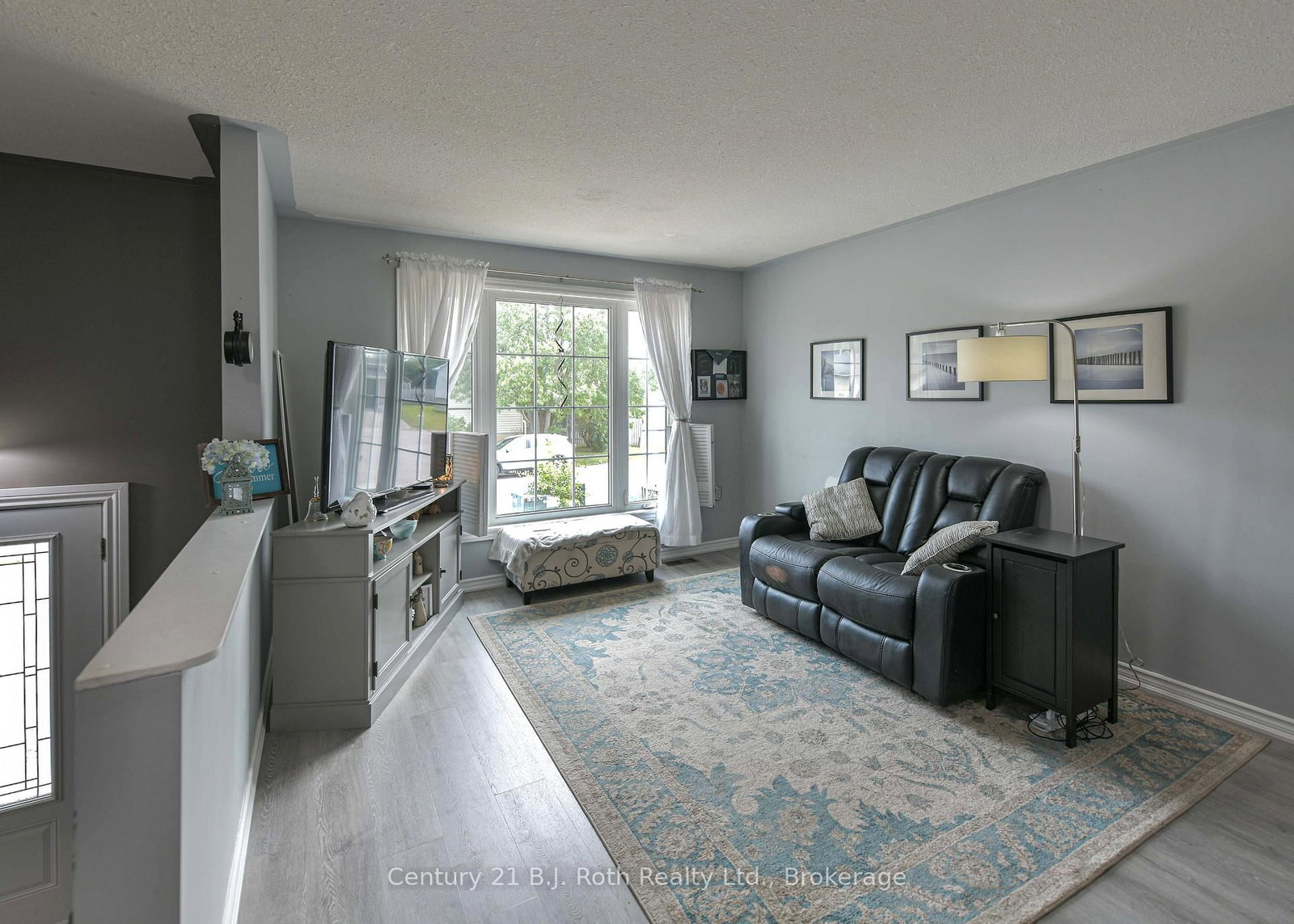 44 Courtney Crescent W • Orillia, ON photo 9