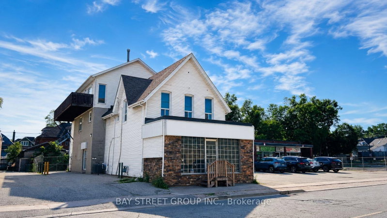 102 - 66 Maple Avenue