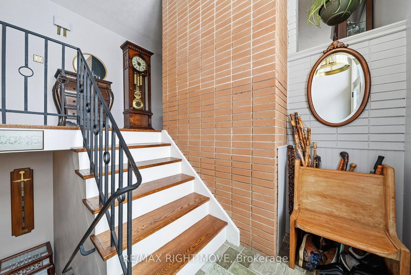 220 Belmoral Drive
