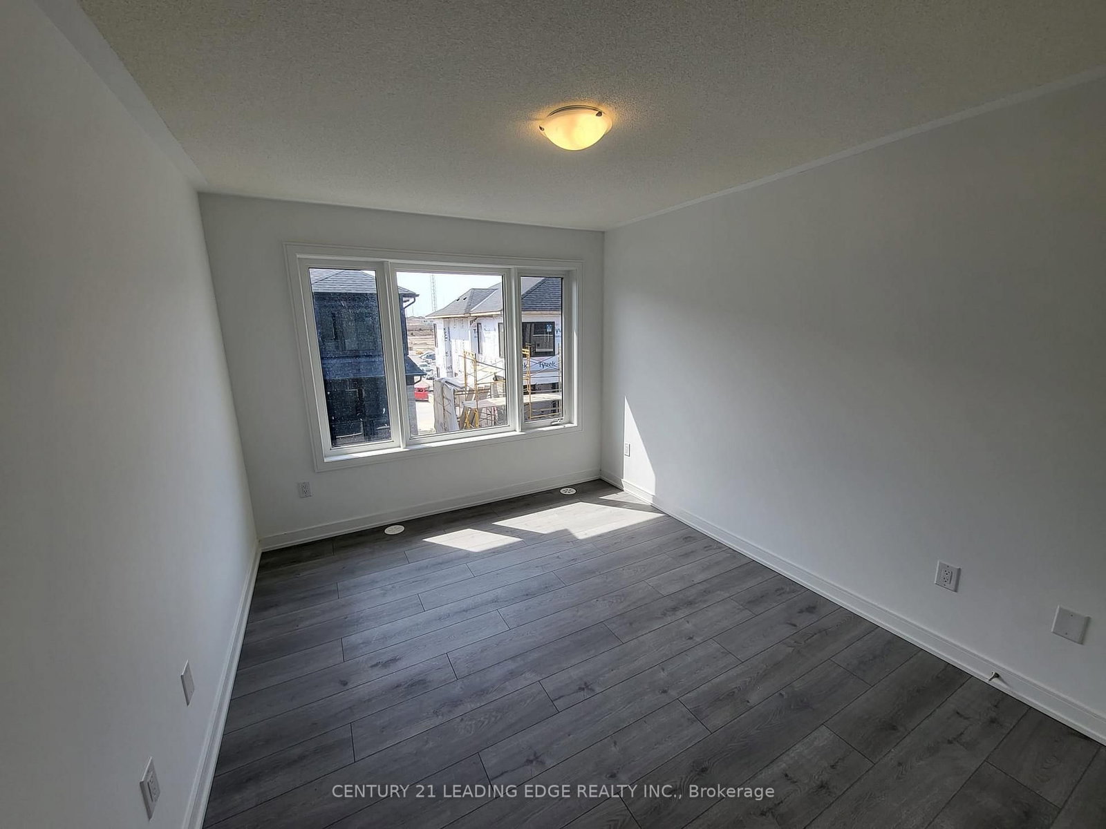 27 MAGNOLIA Lane • Barrie, ON photo 13